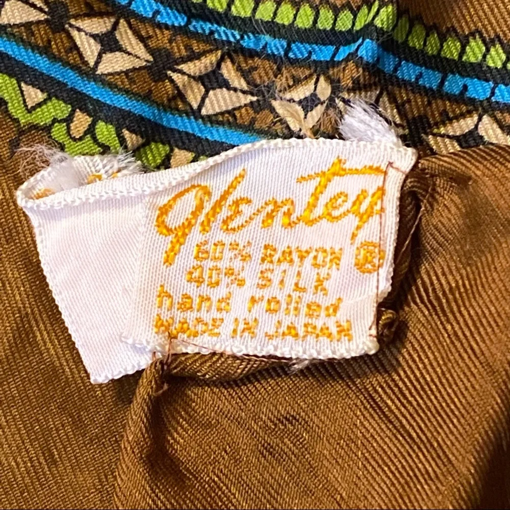 Glentex Vintage Scarf - Picture 6 of 7